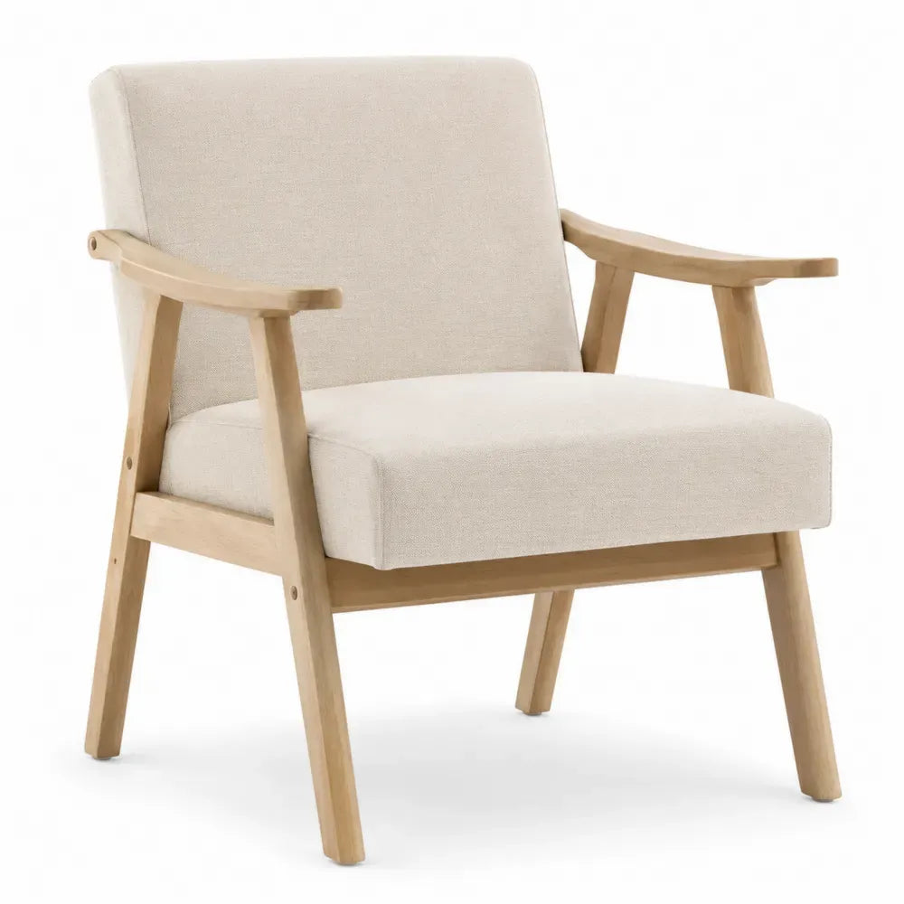 Sillón de salón tapizado en tejido beige con estructura de madera natural y reposabrazos estilo moderno